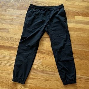Banana Republic Men’s Motion Tech Joggers Slim Fit Size L